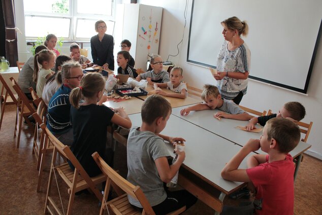 Deti z centra voľného času strávili dopoludnie v múzeu - Tvorivonáučný program pre deti z CVČ (2)