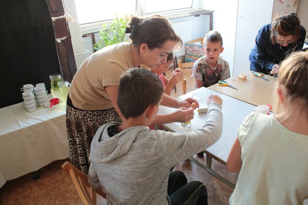 Deti z centra voľného času strávili dopoludnie v múzeu - Tvorivonáučný program pre deti z CVČ (8)