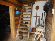 Expozícia tradičného bývania v drevenici v Hornej Marikovej